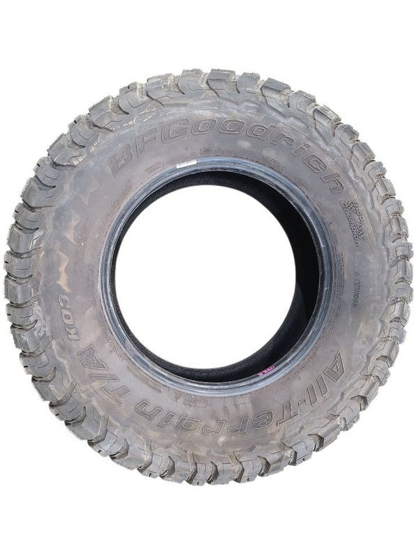 1 Used Tire 295 70 18 BFGoodrich AT 15/32 670382