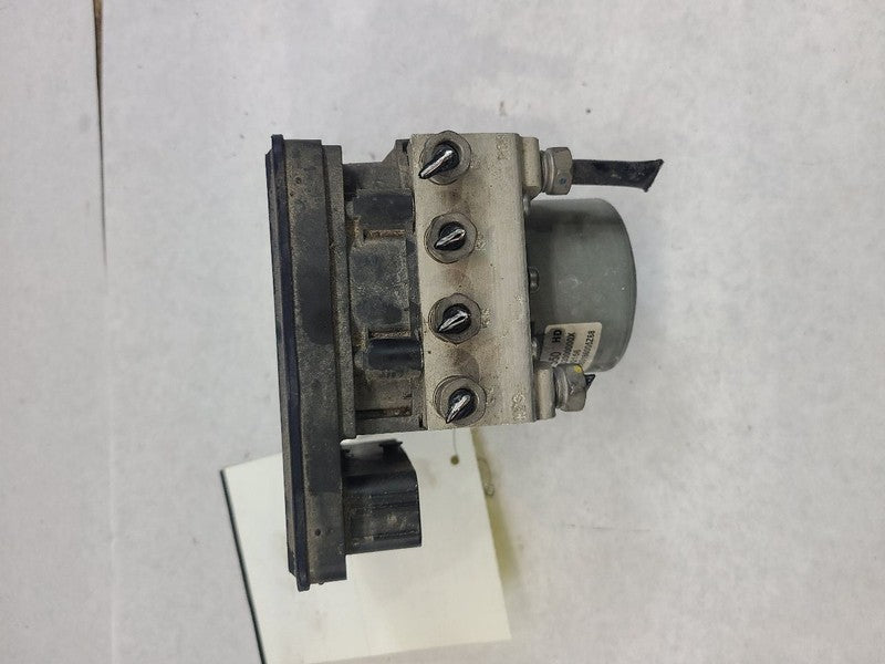 Anti-Lock Brake Part Assembly Fits 20-23 SILVERADO 2500 PICKUP 612358