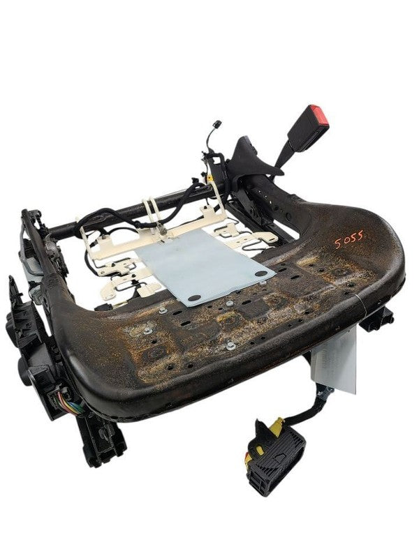XT4       2019 Front Seat Track 629300