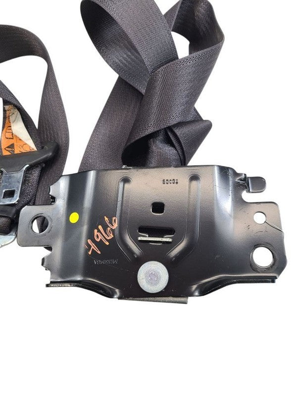 SUBURBN15 2015 Seat Belt Rear 620899