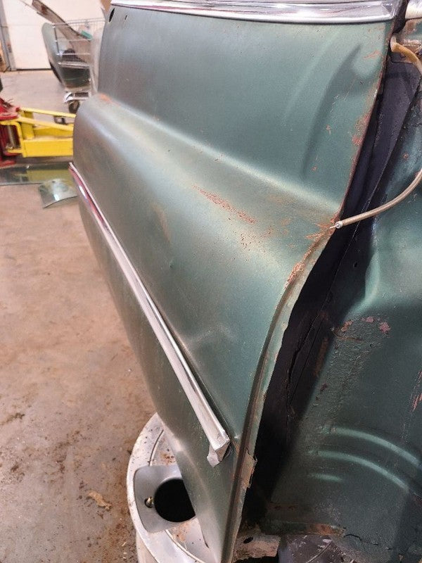 BUICK     1951 Front Door 656417