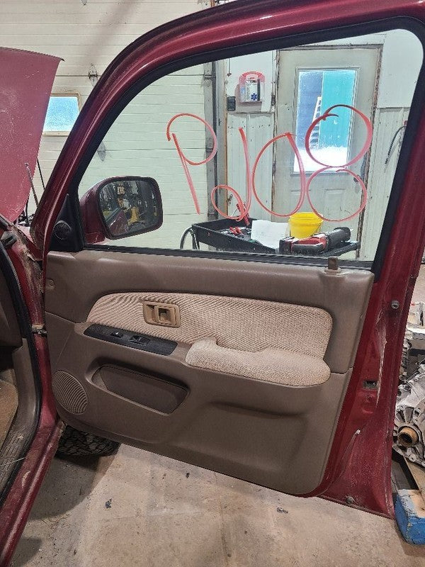 Passenger Front Door SR5 Electric Windows Fits 96-02 4 RUNNER 653417