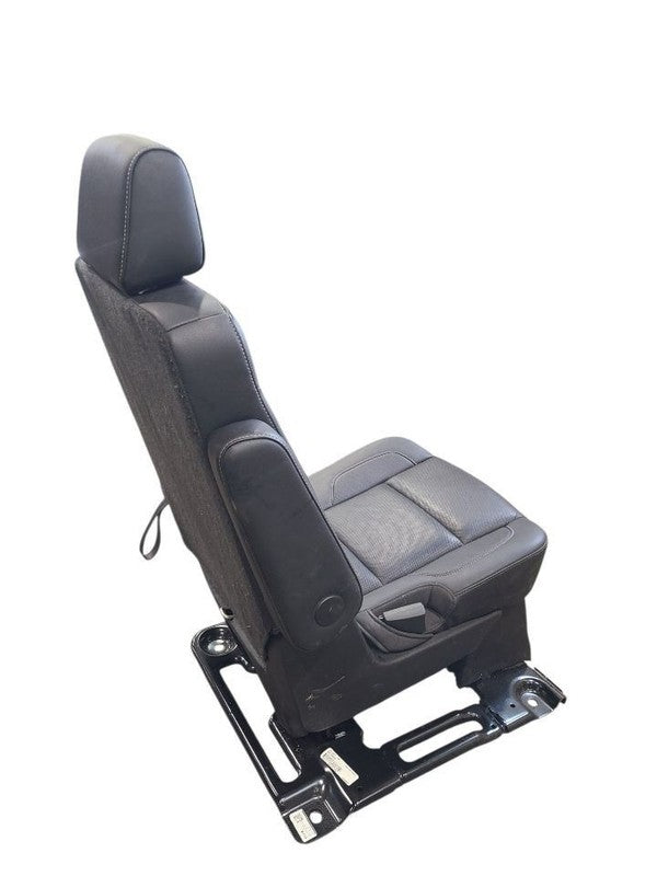 SUBURBN15 2019 Seat Rear 662197