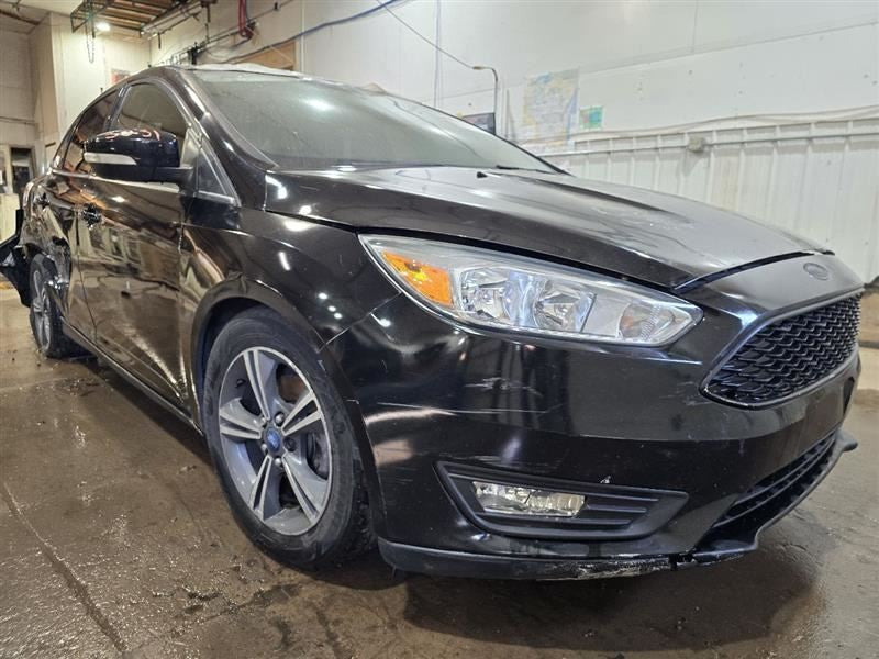 Driver Headlight Halogen Black Headlamp Bezel SE Fits 15-18 FOCUS 6009