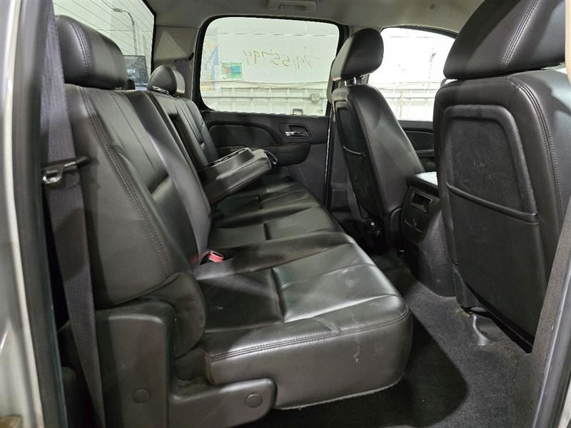 SILVRDO25 2011 Seat Belt Rear 610170