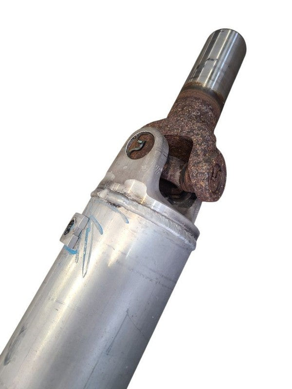Rear Drive Shaft 1 Piece Drive Shaft 135" Wb Fits 10-20 EXPRESS 2500 V