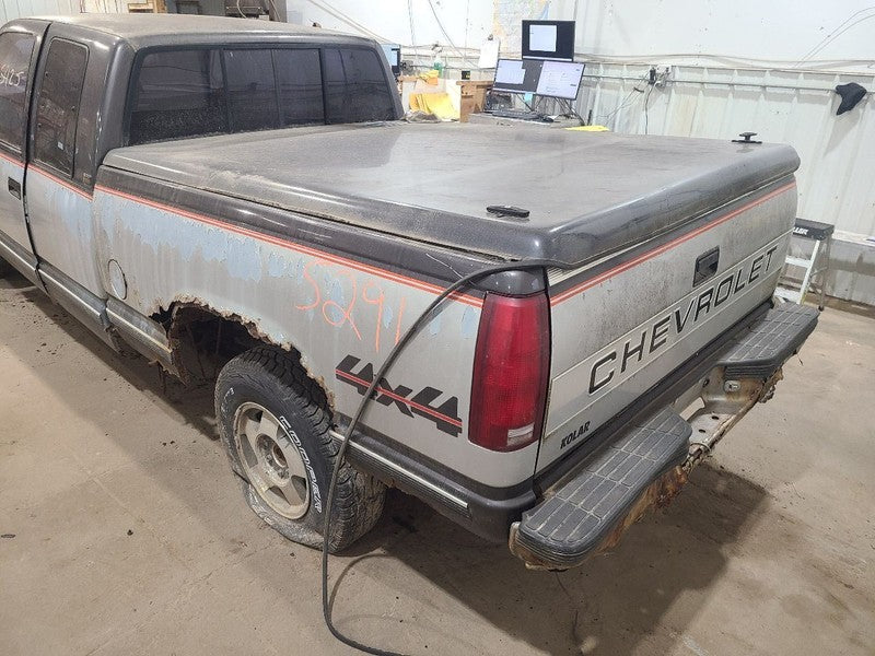 Hood I-beam Front Axle Only Fits 88-02 CHEVROLET 3500 PICKUP 651577