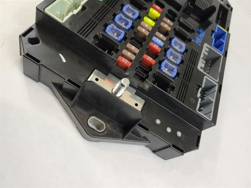 XF        2015 Body Control Module Chassis ECM 563690