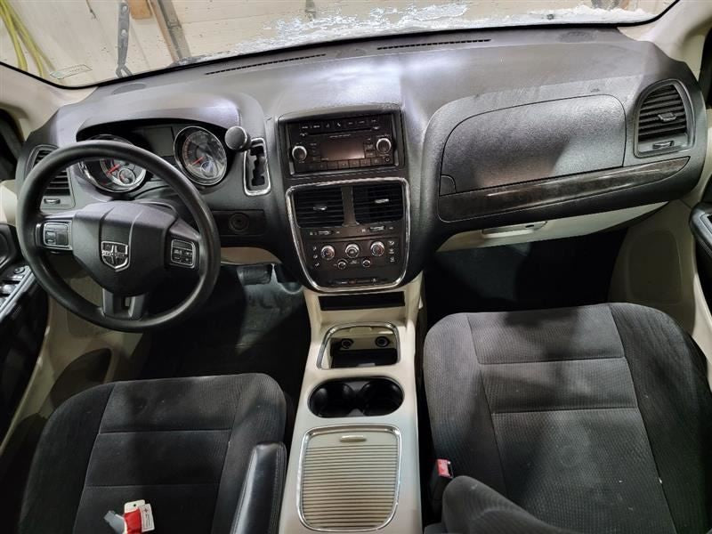 Driver Left Air Bag Front Driver Knee Fits 14-18 CARAVAN 570026