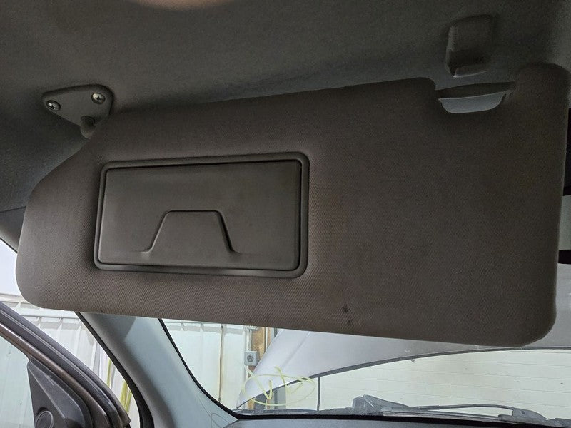 Driver Left Sun Visor With Illumination Fits 16-19 OUTLANDER SPORT 610