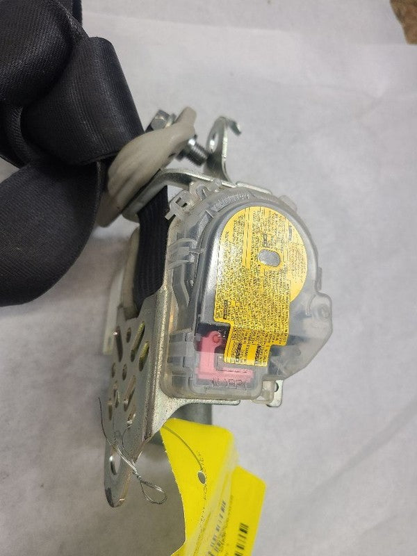 Seat Belt Front Driver Retractor Fits 14-18 FORESTER 607271