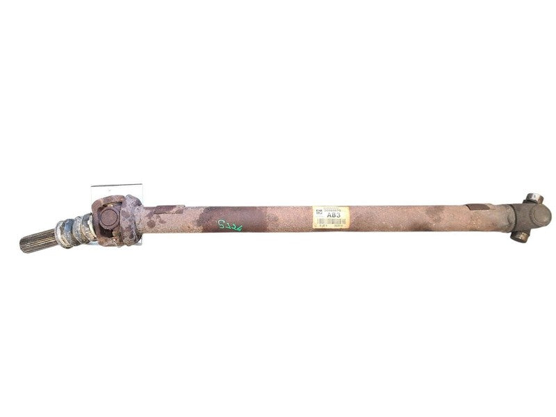 Front Drive Shaft 6.6L Fits 11-19 SIERRA 2500 PICKUP 646531