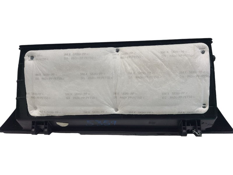 G80       2019 Glove Box 656105