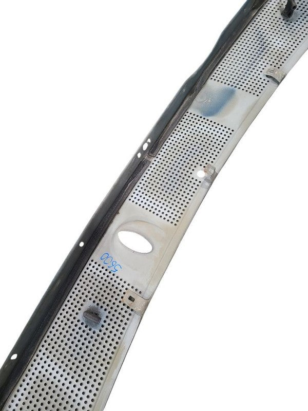 F350      1995 Cowl 671876