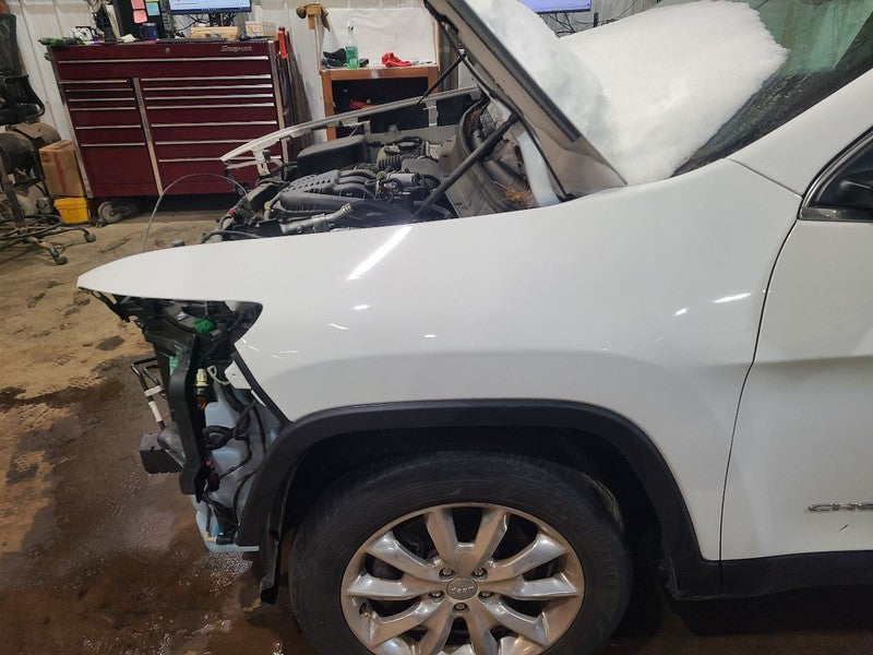 Driver Fender Front Narrow Fender Flare Fits 14-18 CHEROKEE 653581