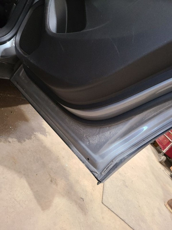Passenger Rear Side Door Privacy Tint Glass Ako Fits 21-25 TRAILBLAZER