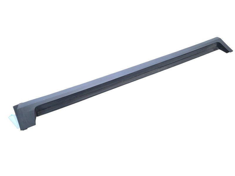 XT5       2017 Rocker Panel Moulding 662607