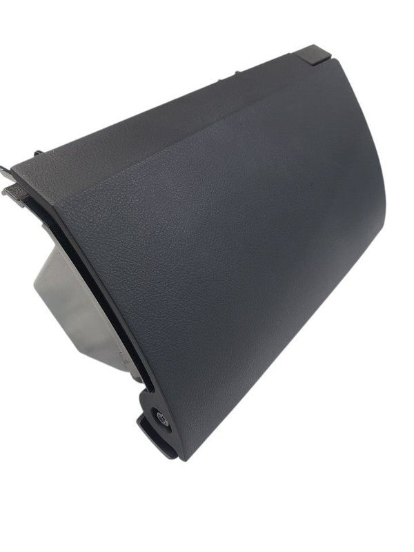 TUNDRA    2012 Glove Box 661375