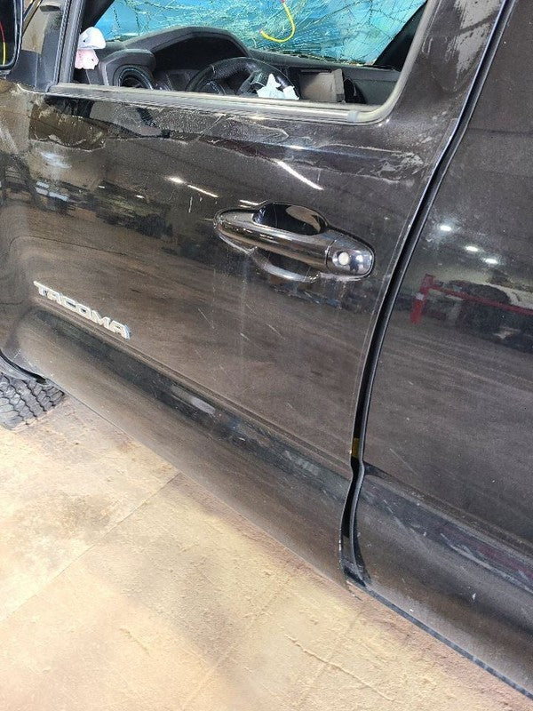 Driver Front Door Without Automatic Up And Down Window Fits 16-23 TACO
