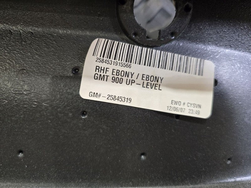 Front Passenger Door Trim Panel Fits 2008 SILVERADO 2500 622579