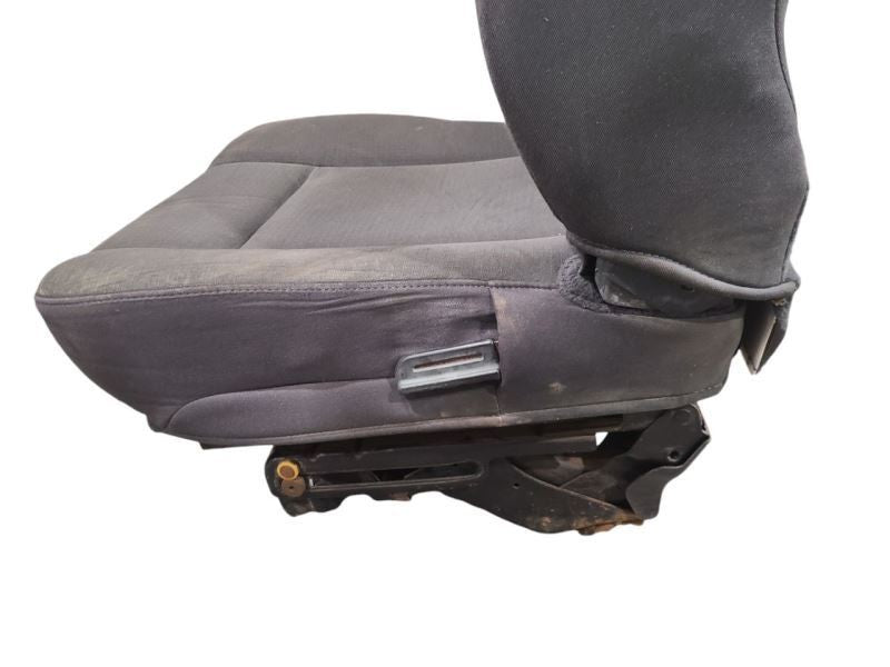 Driver Front Seat Bucket Manual Cloth Fits 03-06 WRANGLER 597700