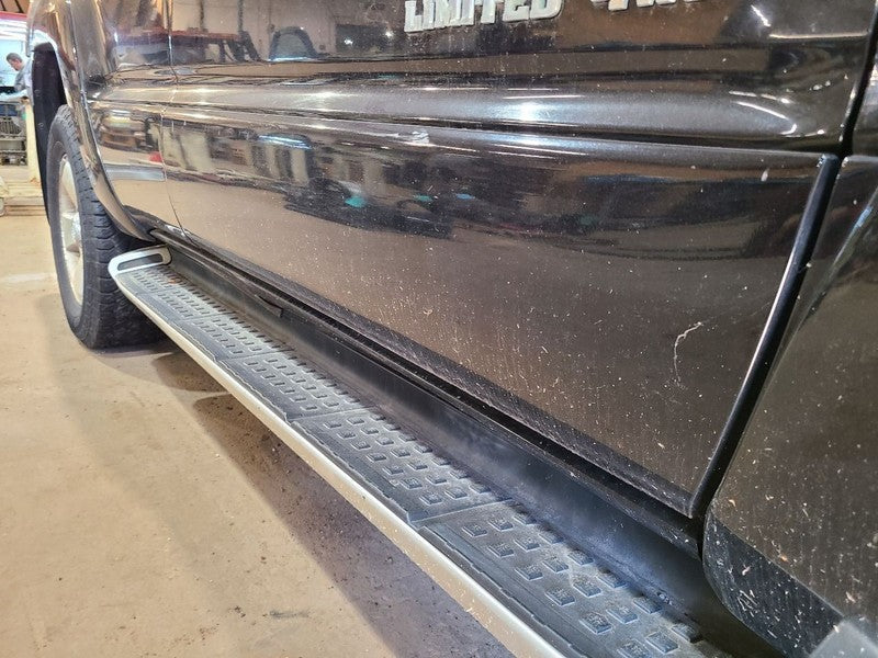 Passenger Front Door With Theft Deterrent Limited Fits 03-05 4 RUNNER 