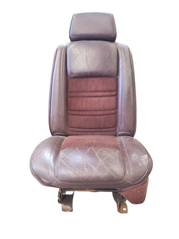 GRAND-WAG 1991 Front Seat 678970