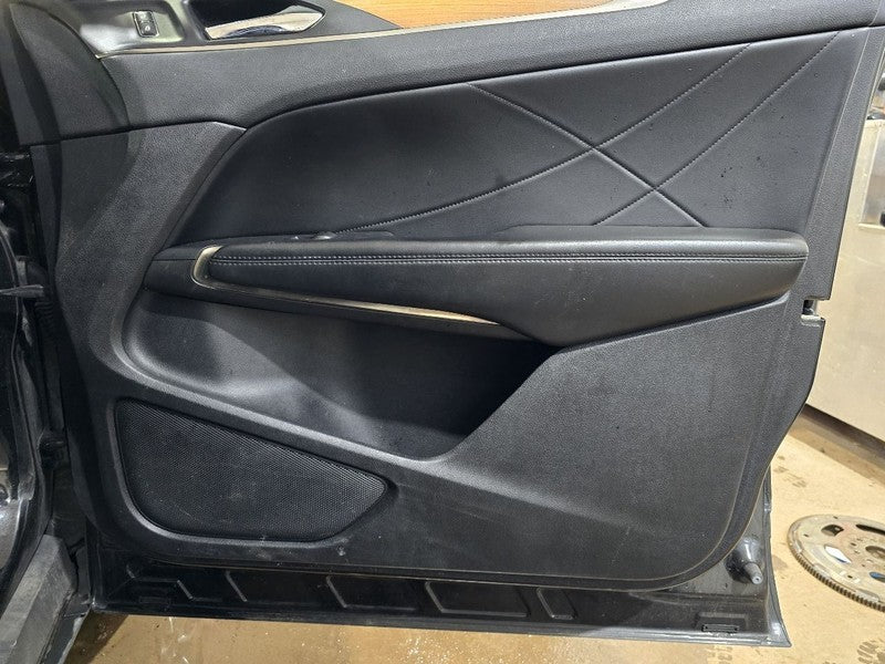 Passenger Right Front Door Electric Fits 15-19 MKC 627009