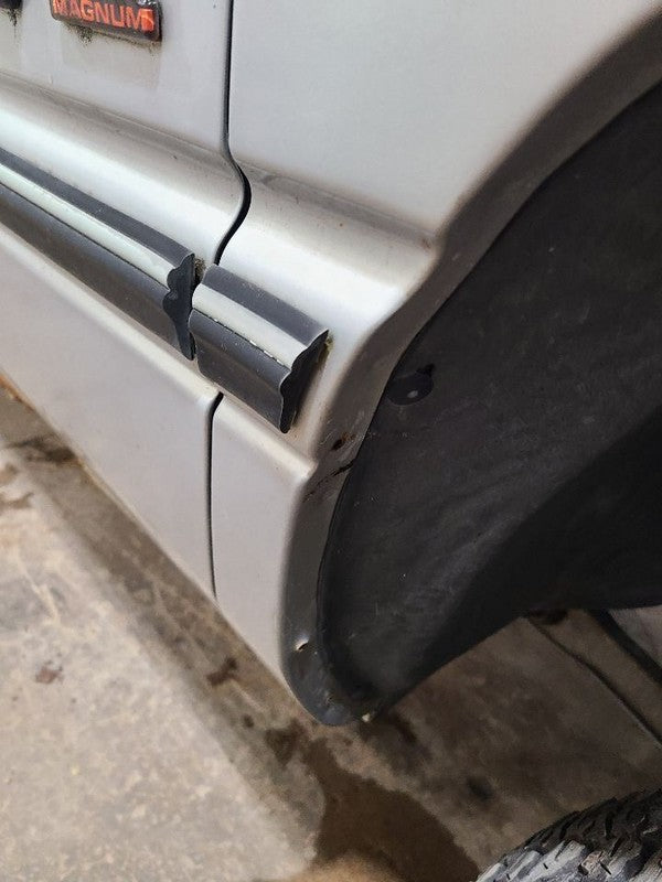 Passenger Right Fender Front Fits 94-98 DODGE 1500 PICKUP 678798