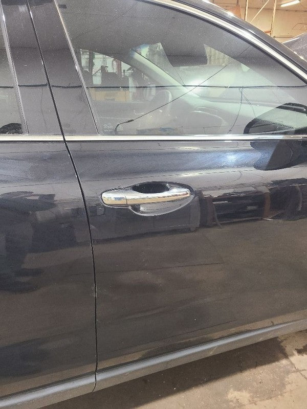 Passenger Front Door Thru 06/03/18 Fits 16-19 SORENTO 655385