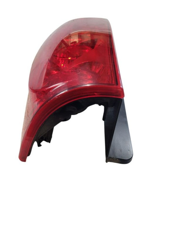 Passenger Tail Light Excluding Denali Fits 07-11 YUKON 670119