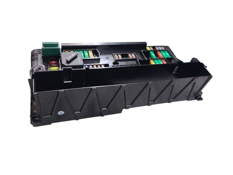 X4        2016 Fuse Box Cabin 638066
