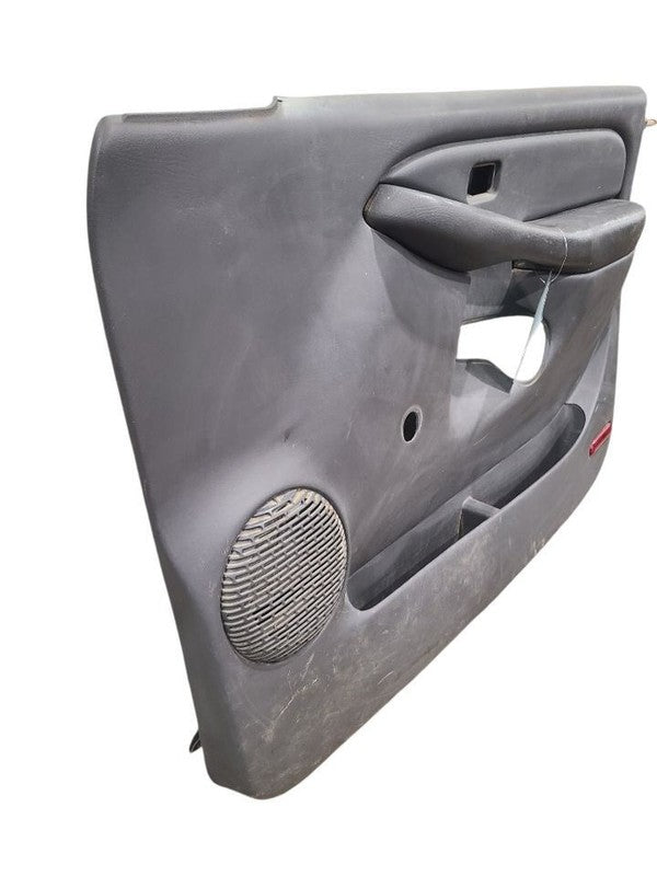 SILVRDO15 2003 Front Door Trim Panel 660627