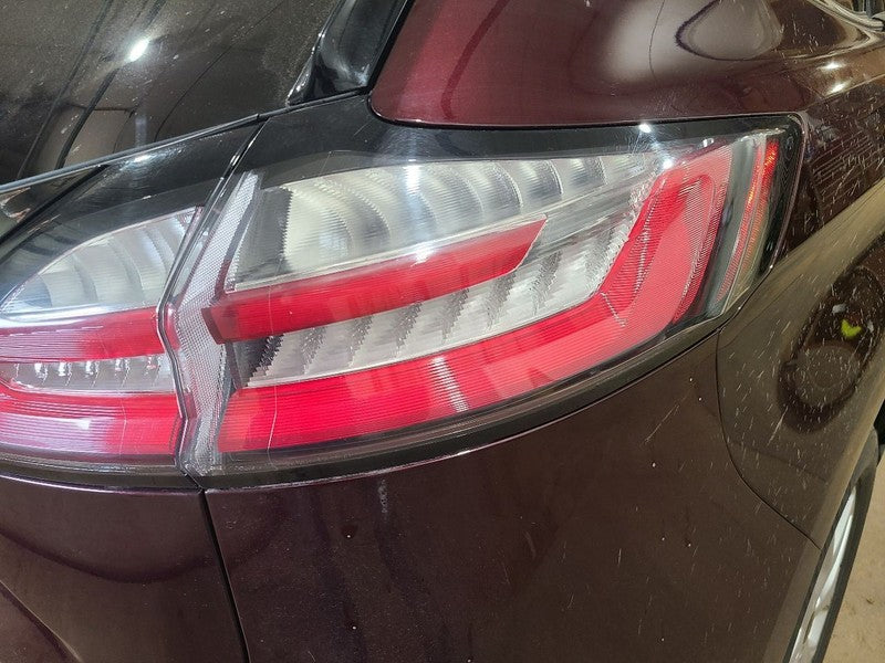 Passenger Tail Light SE Quarter Panel Mounted Fits 19-24 EDGE 662777