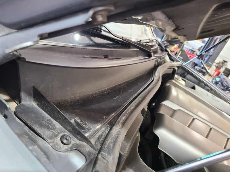 GX470     2005 Cowl 669760