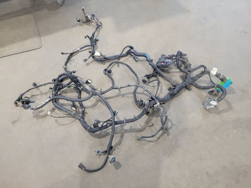 SILVRDO15 2014 Engine Wire Harness 670574