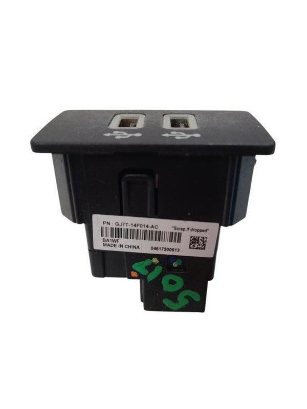 Info-GPS-TV Screen Media Interface Center Console Mounted Fits 17-19 M