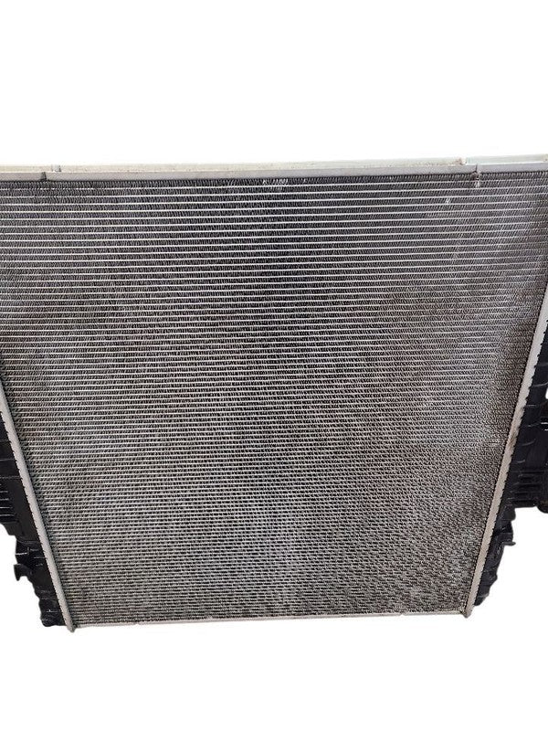 Radiator Fits 14-20 INFINITI QX80 654213