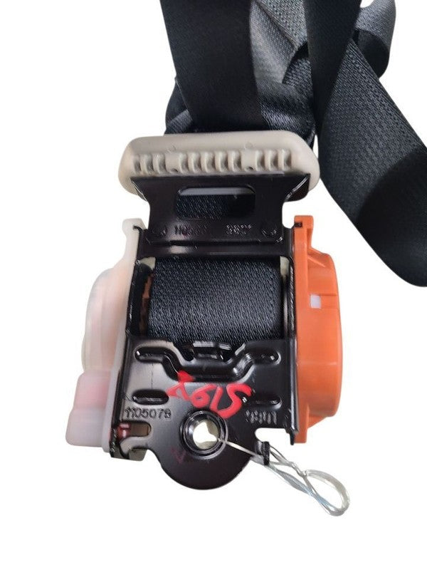 ROGUE     2020 Seat Belt Rear 643680