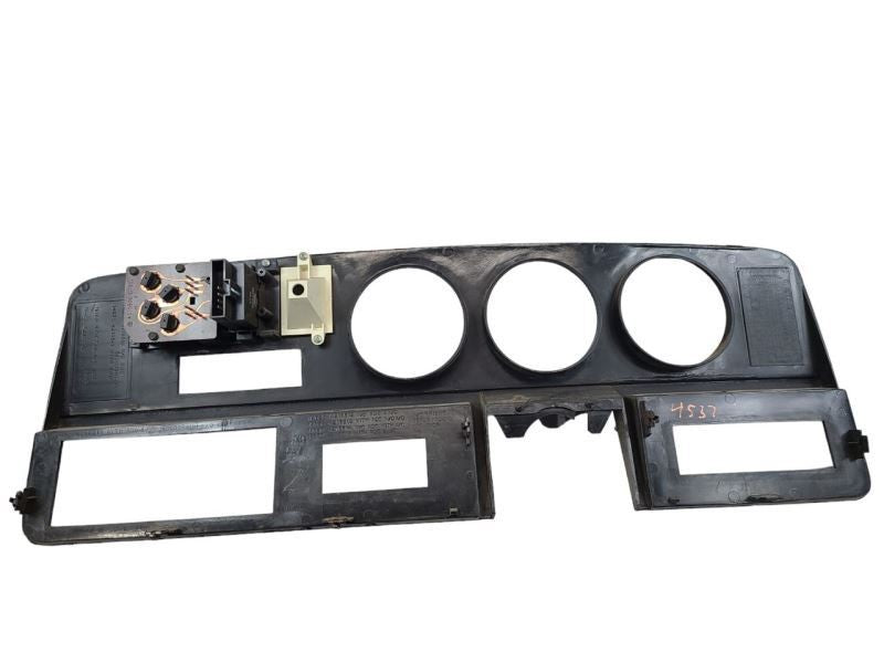 TDOD250   1990 Speedometer/Radio/Temperature Dash Bezel Assembly w/ Ve