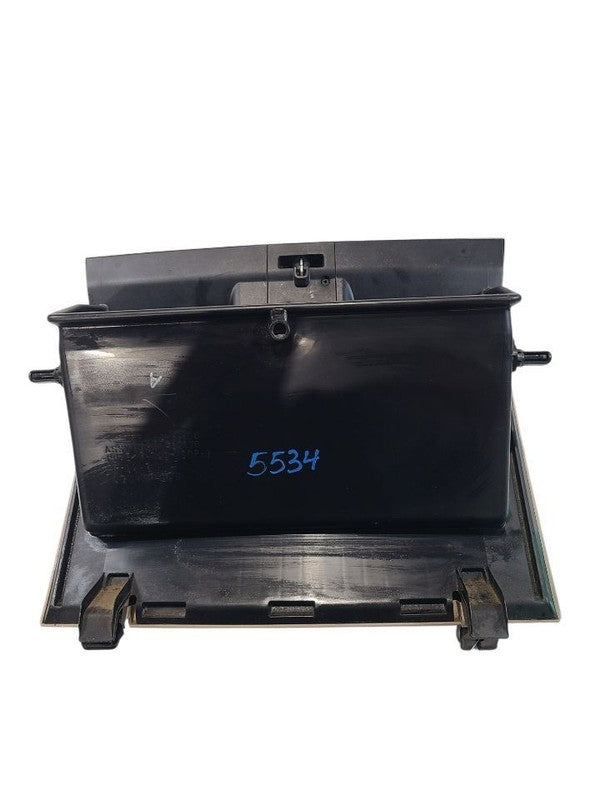 LX470     2000 Glove Box 667818