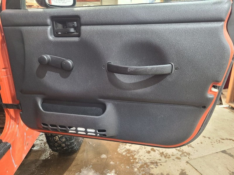 Passenger Right Front Door Full Door Fits 97-06 WRANGLER 655516