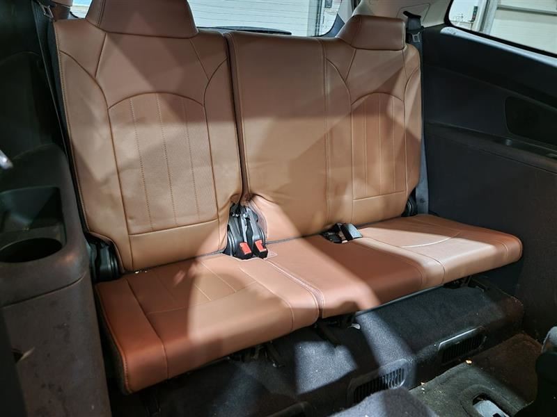 TRAVERSE  2016 Owners Manual 563963