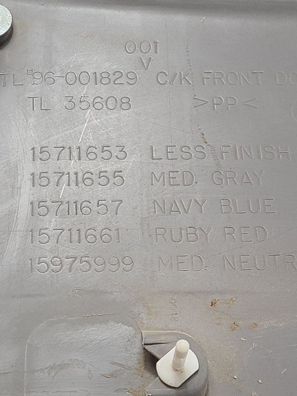 TCHEV1500 1998 Front Door Trim Panel 665416