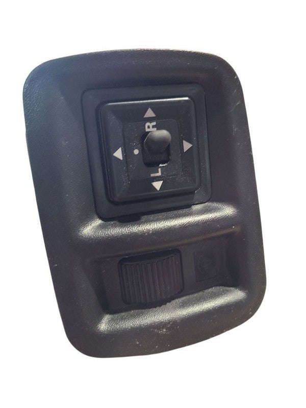 3000GT    1995 Dash/Interior/Seat Switch 647186