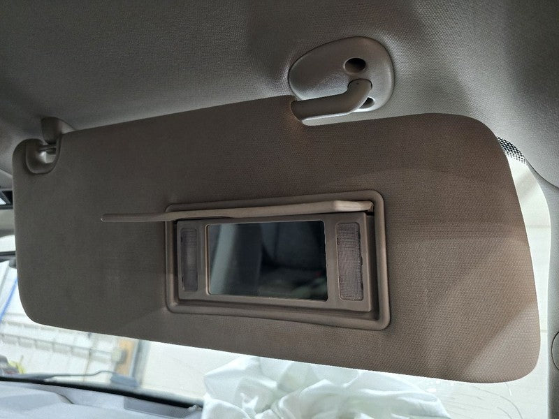 Passenger Sun Visor With Illumination Fits 13-18 DODGE 2500 PICKUP 624