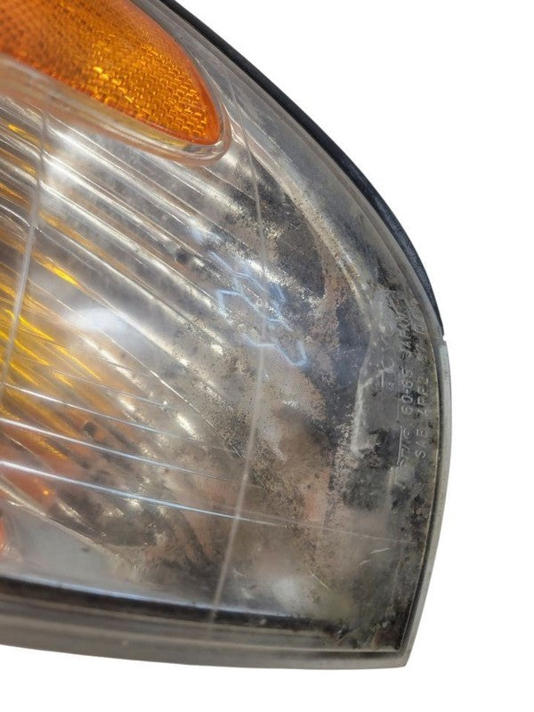 Driver Corner/Park Light Park Lamp-turn Signal Fits 98-07 LEXUS LX470 