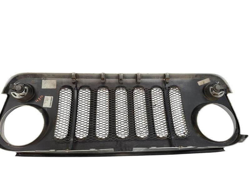 Grille VIN W 6th Digit Jk Body Fits 07-18 WRANGLER 604024