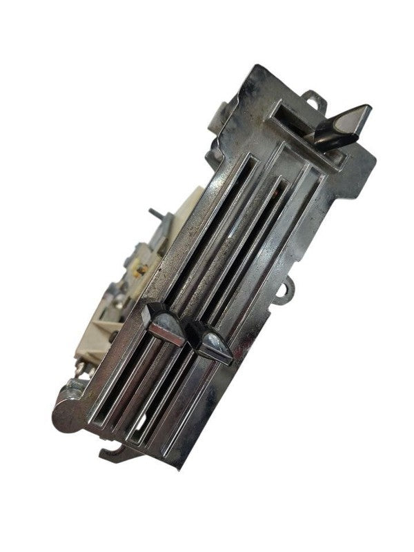 DELTA 88  1972 Temperature Control 642293