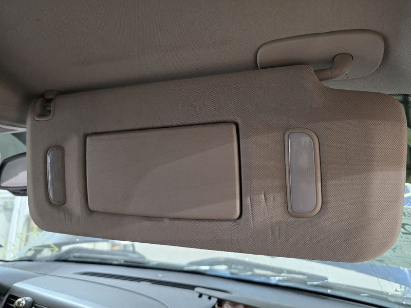 Passenger Right Sun Visor Illuminated Fits 07-14 ESCALADE 634892